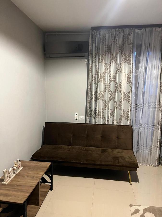 Апартаменти Beachside Studio Mamaia Nord Неводарі Екстер'єр фото